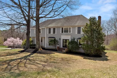 89 Blue Ridge Rd, North Andover, MA 01845