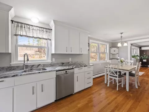 206 Harvard Rd, Stow, MA 01775 photo 4