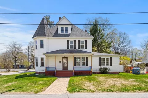 29 Chapel St, Shirley, MA 01464
