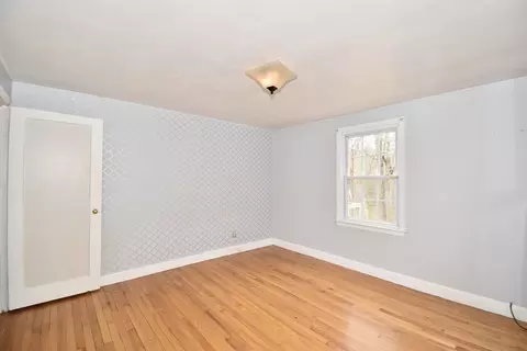 Bedroom - 106 Hartwick St, Springfield, MA 01108 photo 1 of 5