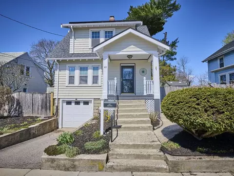 40 Laurie Ave, Boston, MA 02132