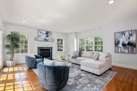 1 Beard Way, Wellesley, MA 02482 photo 16