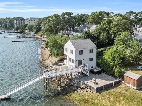52 Beebe Rd, Quincy, MA 02169