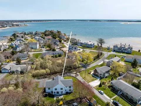 33 Island View Rd, Barnstable, MA 02601