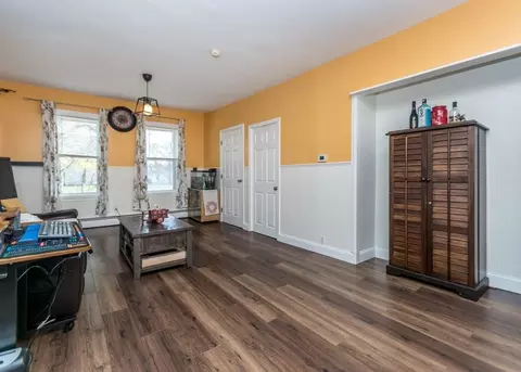 82 E Main St, Avon, MA 02322 photo 5