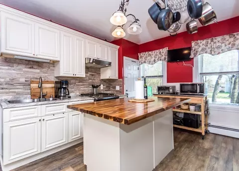82 E Main St, Avon, MA 02322 photo 7