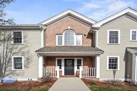 410 Salem St #1104, Wakefield, MA 01880