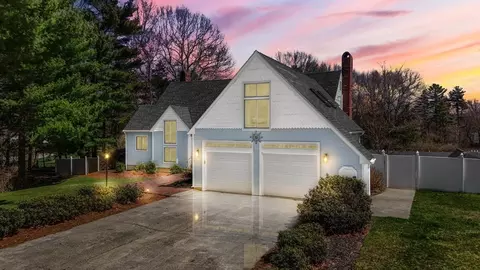 56 Country Club Cir, Pembroke, MA 02359