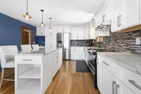 71 Red Gate Ln, Reading, MA 01867 photo 10