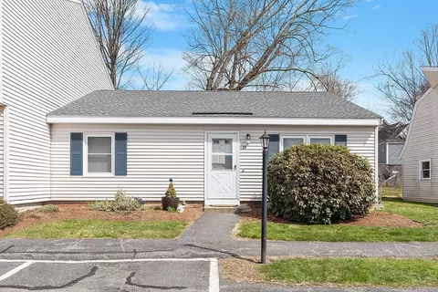 103 Main St #19, Pepperell, MA 01463