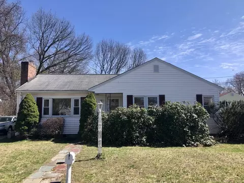 5 Wildmere Ave, Burlington, MA 01803