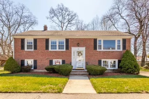 170 Woodley Ave, West Roxbury, MA 02132