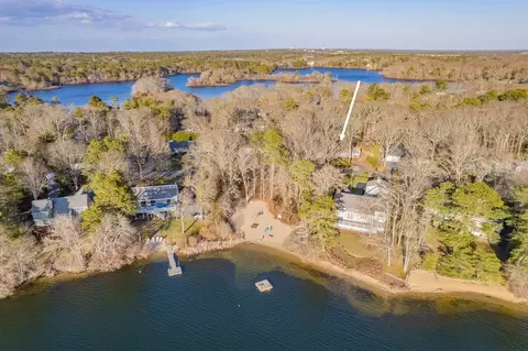 91 Holly Point Rd, Centerville, MA 02632 photo 2