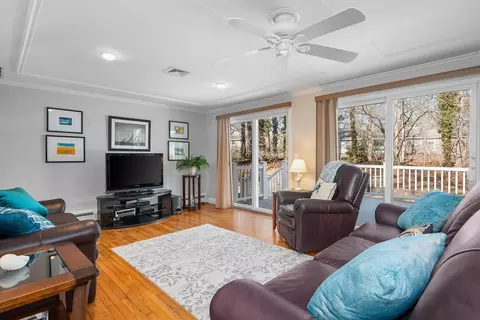 91 Holly Point Rd, Centerville, MA 02632 photo 3