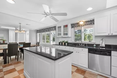 91 Holly Point Rd, Centerville, MA 02632 photo 8