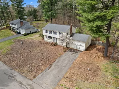 37 Crestview Dr, Millis, MA 02054 photo 5
