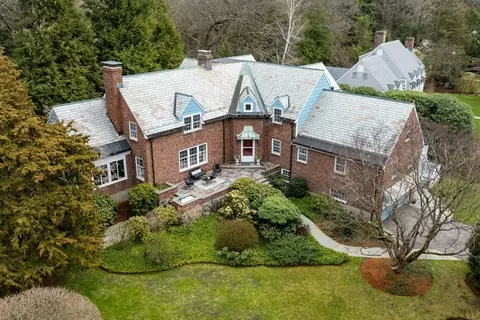 34 Woodbine Rd, Belmont, MA 02478