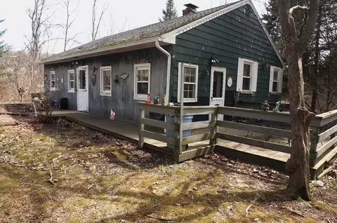 28 Stowe Rd, Grafton, MA 01519