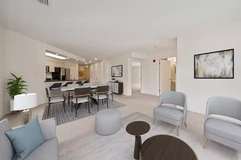 501 Commerce Dr #1-213, Braintree, MA 02184