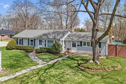 24 Short St, Holden, MA 01520