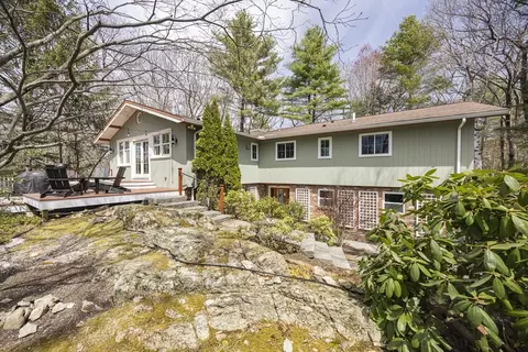 216 Country Way, Needham, MA 02492