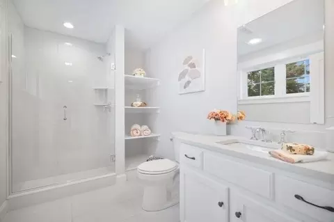 93 South St, Needham, MA 02492 photo 27