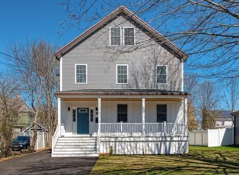 88 Merrymount Rd, Quincy, MA 02169
