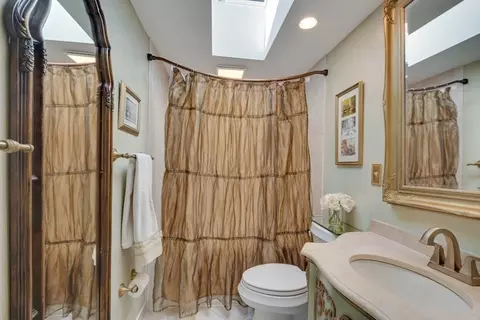 Bath - 4 Worcester Rd, Sharon, MA 02067 photo 1 of 1