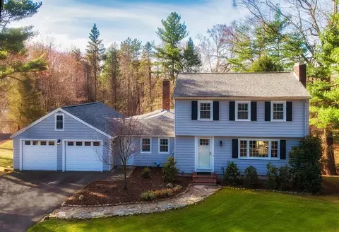 32 Flagg Rd, Southborough, MA 01772