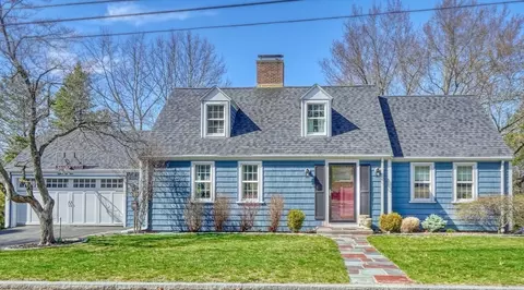 18 Ellis Farm Ln, Melrose, MA 02176