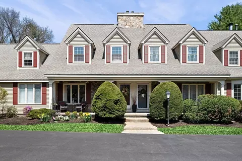 19 Michael Way #19, Andover, MA 01810