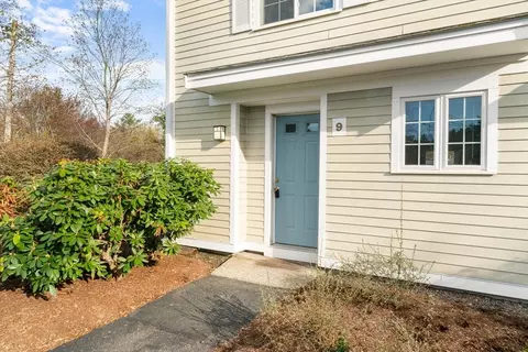 11 Nancy Rd #9, Easton, MA 02375