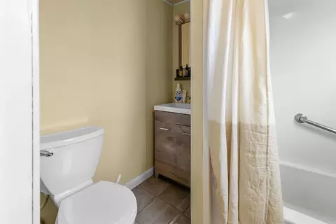 146 Hunter St, Fall River, MA 02721 photo 11