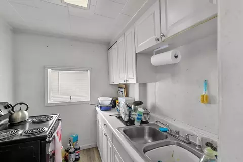 146 Hunter St, Fall River, MA 02721 photo 33