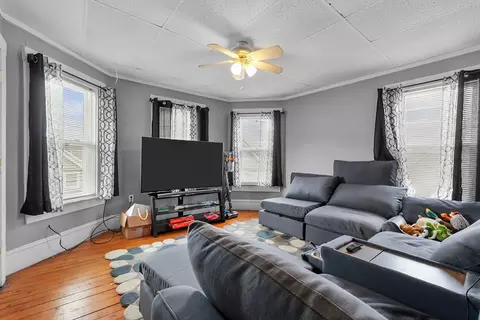 146 Hunter St, Fall River, MA 02721 photo 2