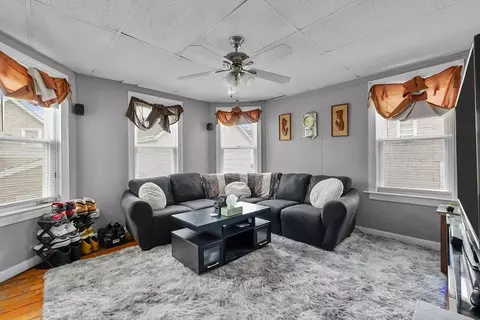 146 Hunter St, Fall River, MA 02721 photo 14