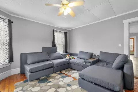 146 Hunter St, Fall River, MA 02721 photo 3