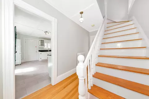 22 Lookout St, Gloucester, MA 01930 photo 11