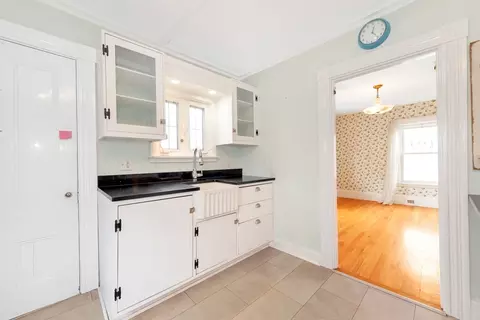 22 Lookout St, Gloucester, MA 01930 photo 24
