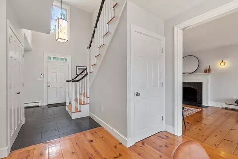 Entry Way - 4 Willow Rd, Harvard, MA 01451 photo 1 of 1