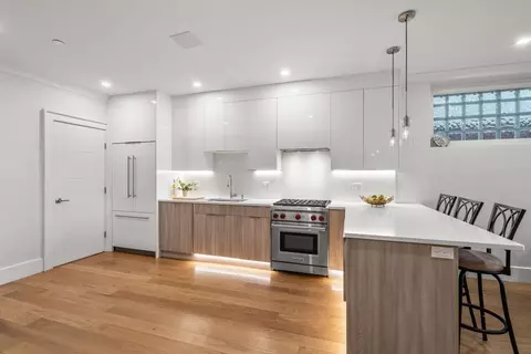 31 Mercer St #1, Boston, MA 02127