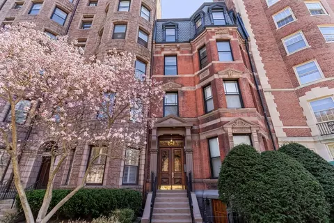 190 Commonwealth Ave #6, Boston, MA 02116