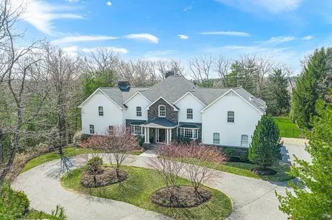 5 Deer Path, Natick, MA 01760