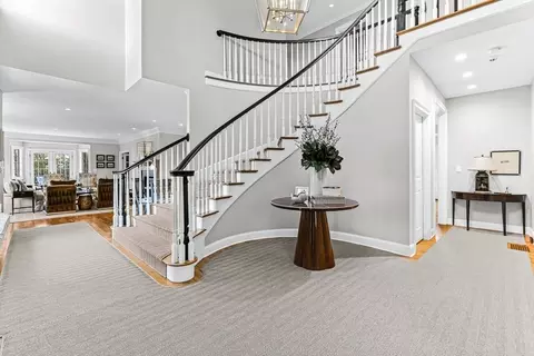 5 Deer Path, Natick, MA 01760 photo 3
