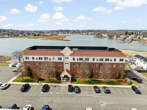 20 Heaths Ct #202, Lynn, MA 01905