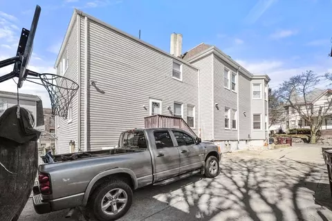 71 Summer St, Everett, MA 02149 photo 3
