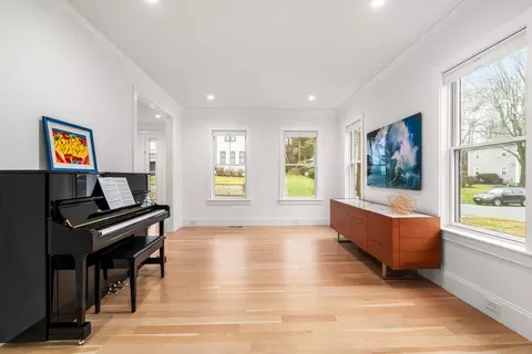 39 Donna Rd, Needham, MA 02494 photo 17