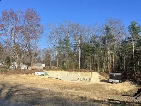 8 Rogers Ave, Orange, MA 01364 photo 2
