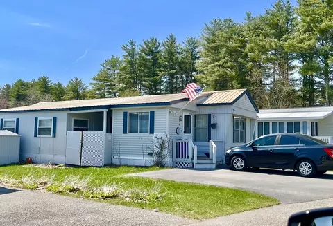 20 1st St, Exeter, NH 03833