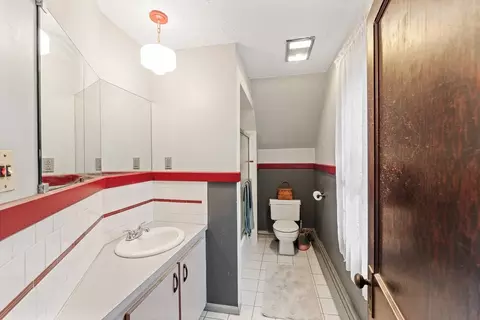 Bath - 197 Avenue C, Woonsocket, RI 02895 photo 1 of 2